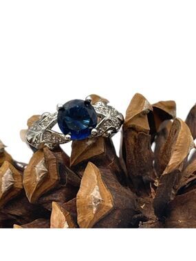 Sapphire Petite Blue Round CZ Polished Silver - NWT Size 5